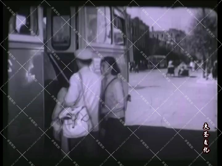 服务员.mp4_000444.440.jpg