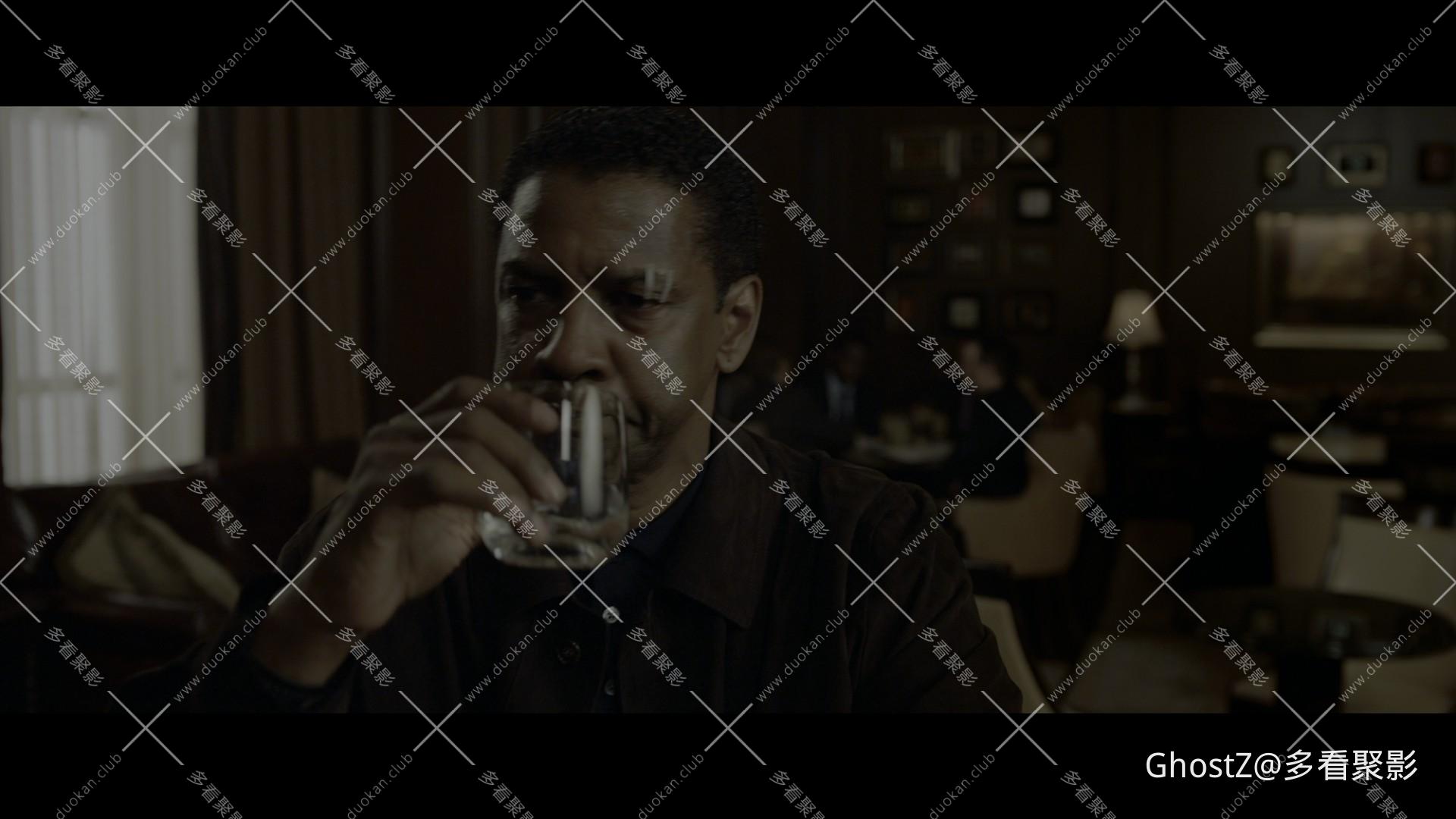 迫降航班 (2012).mkv_005755.560.jpg