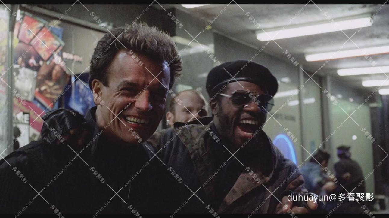 罗志祥989pa.com-机械战警.RoboCop.1987.DC.CEE.BluRay.1080p.X264.AAC.国英双语中英.jpg