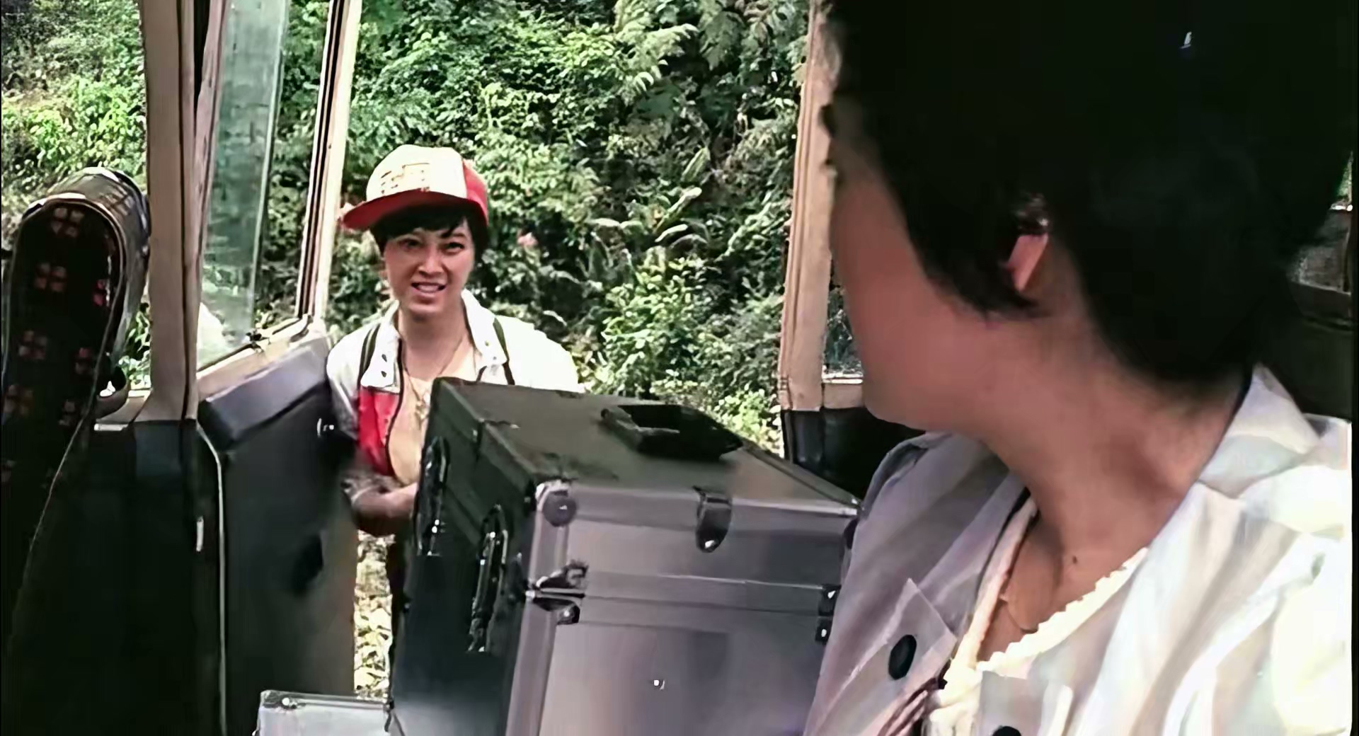 1986 枪口下的红桃皇后.mp4_20260828_155712.906.jpg
