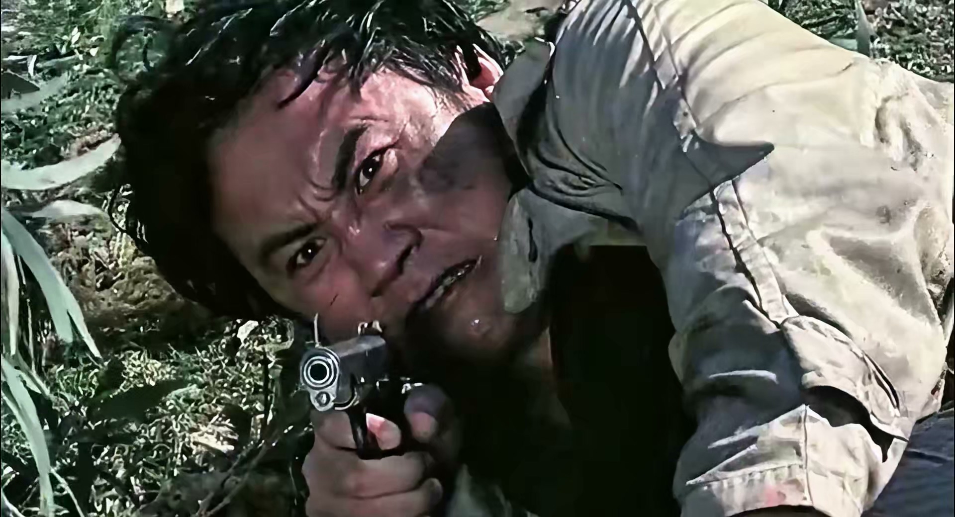1986 枪口下的红桃皇后.mp4_20260828_160045.294.jpg